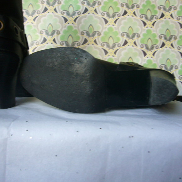 Tommy Hilfiger Black Motorcycle Boot - Size 7 EUC - Picture 8 of 8